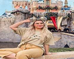 She visited Disneyland California in January 2020 She visited Disneyland California in January 2020.